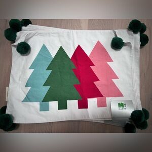 NWT Set of 4 CUTE Christmas Placemats